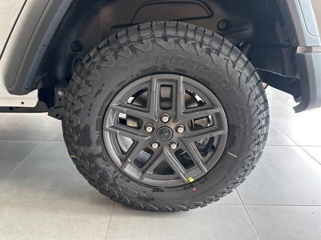 new 2025 Jeep Wrangler car, priced at $47,871