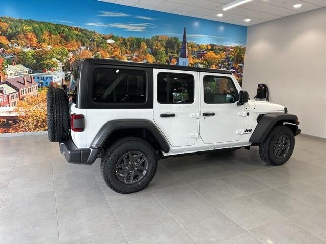 new 2025 Jeep Wrangler car, priced at $47,871