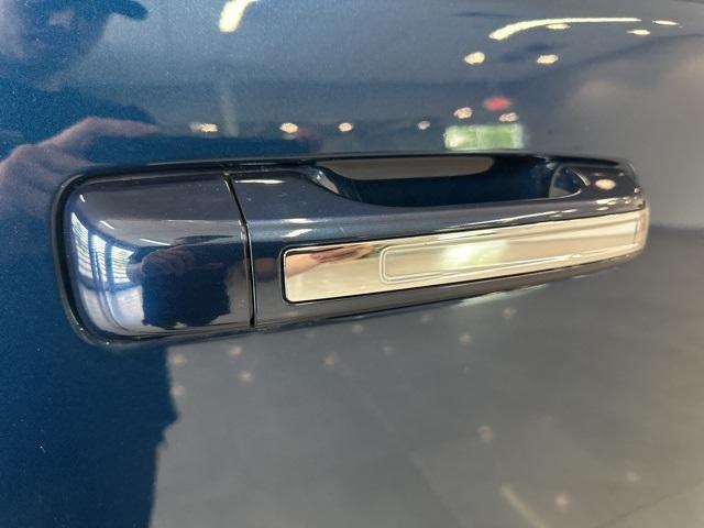 used 2021 Ram 1500 car, priced at $39,642