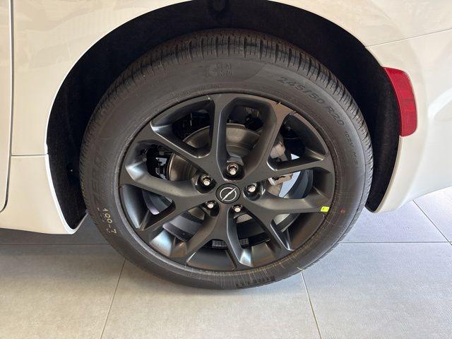 new 2026 Chrysler Pacifica car, priced at $47,745