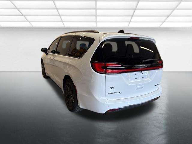 new 2026 Chrysler Pacifica car, priced at $47,745
