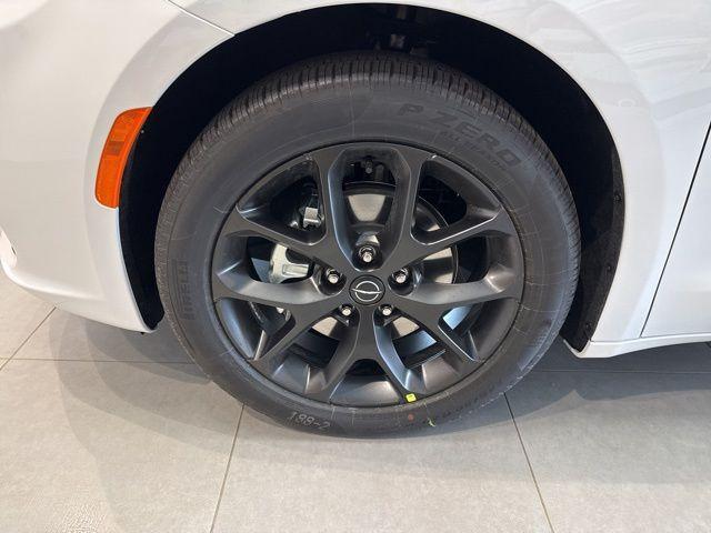 new 2026 Chrysler Pacifica car, priced at $47,745