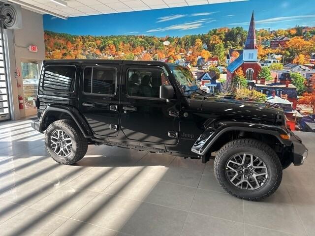 new 2025 Jeep Wrangler car, priced at $52,720