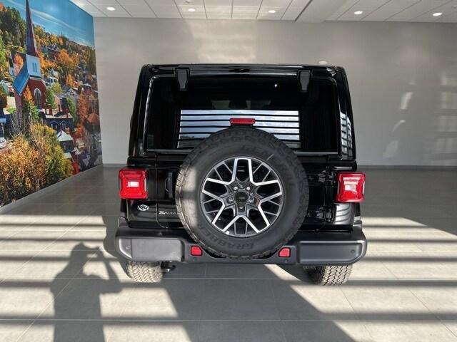 new 2025 Jeep Wrangler car, priced at $52,720