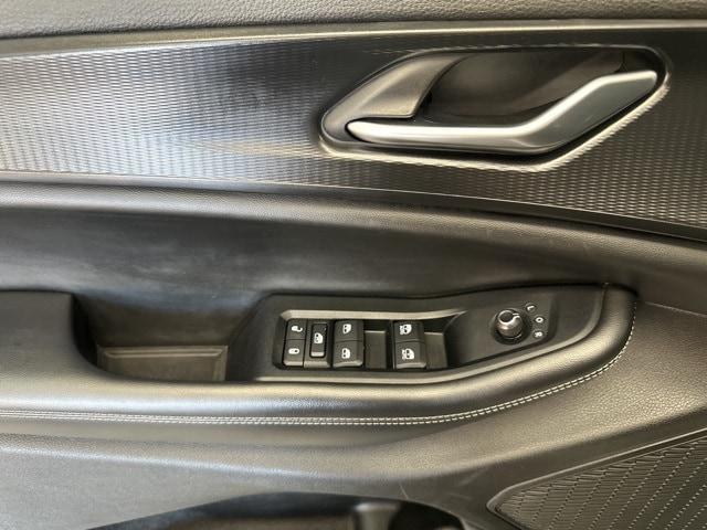 used 2023 Jeep Grand Cherokee L car, priced at $27,995