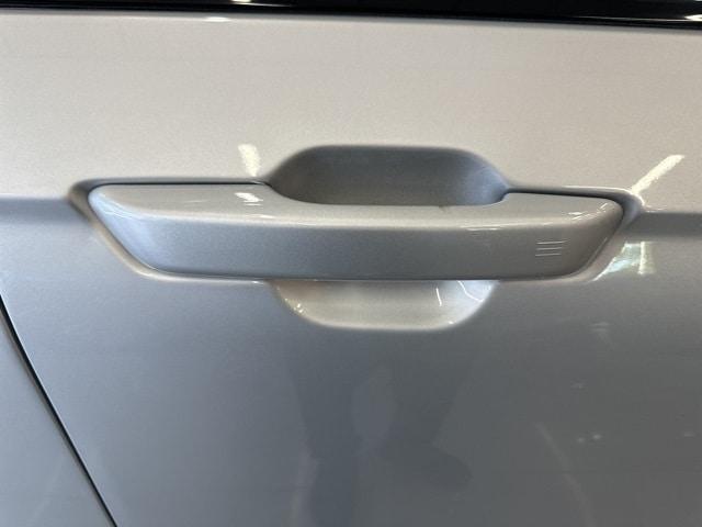 used 2023 Jeep Grand Cherokee L car, priced at $27,995