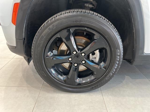 used 2023 Jeep Grand Cherokee L car, priced at $27,995