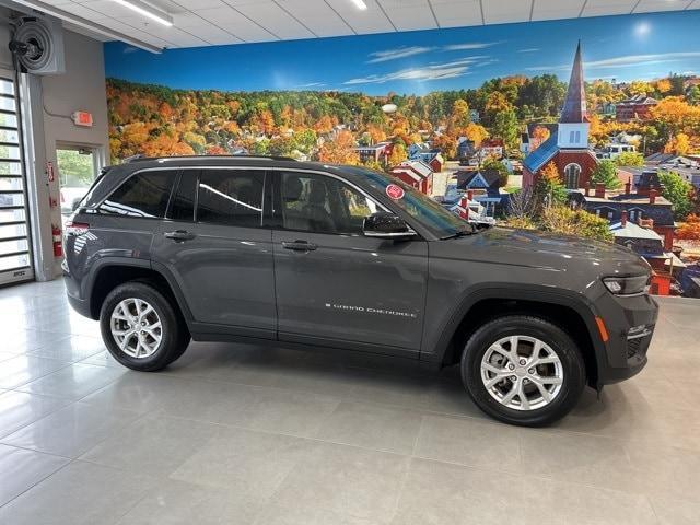 used 2023 Jeep Grand Cherokee car, priced at $28,295