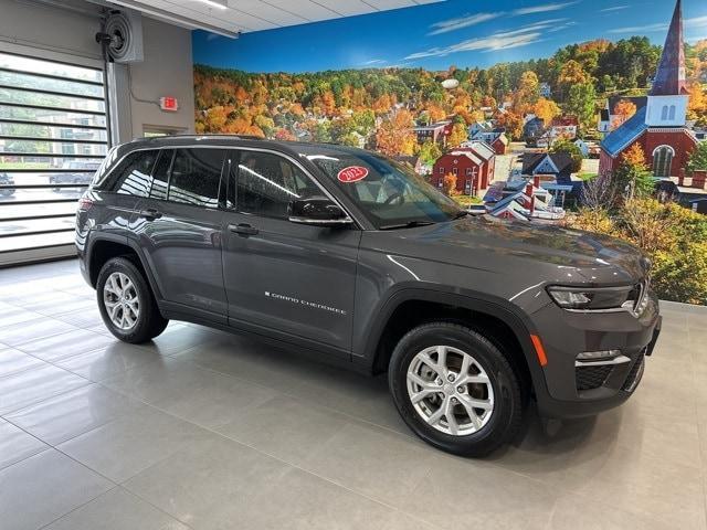 used 2023 Jeep Grand Cherokee car, priced at $28,295