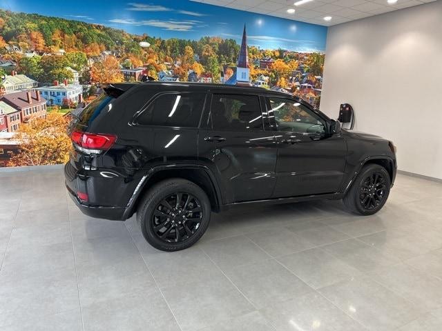 used 2021 Jeep Grand Cherokee car, priced at $28,999