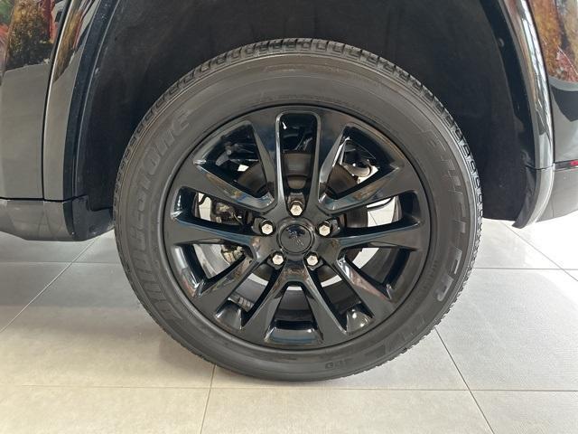 used 2021 Jeep Grand Cherokee car, priced at $28,999