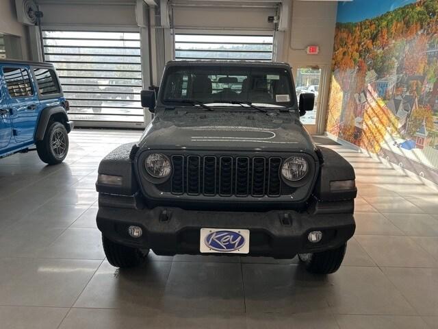 new 2025 Jeep Wrangler car, priced at $38,540