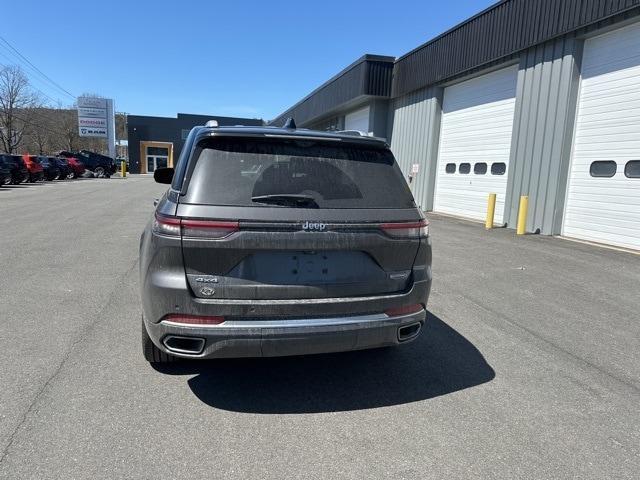 used 2022 Jeep Grand Cherokee car, priced at $45,999