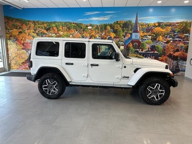 new 2025 Jeep Wrangler car, priced at $52,125