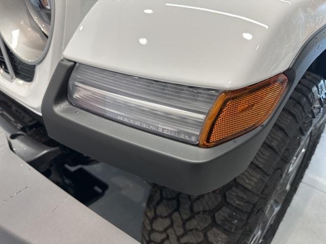new 2025 Jeep Wrangler car, priced at $52,125