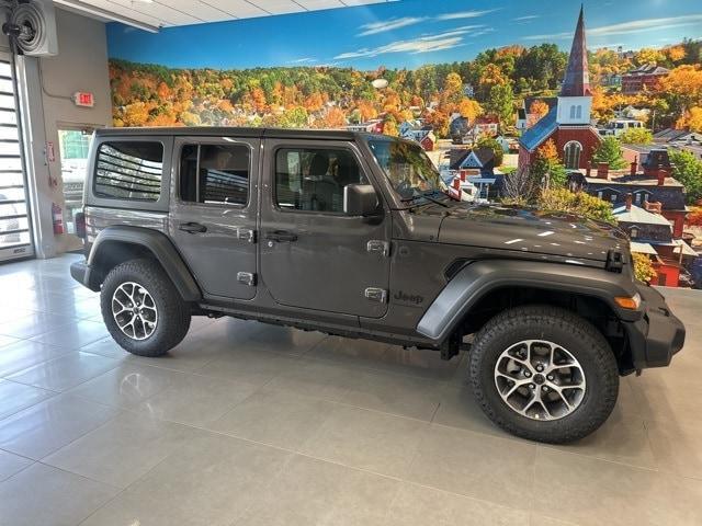 new 2025 Jeep Wrangler car, priced at $45,825