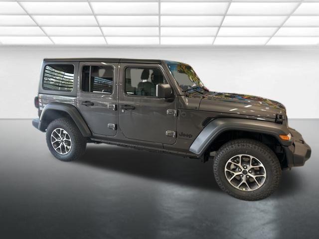 new 2025 Jeep Wrangler car, priced at $42,825