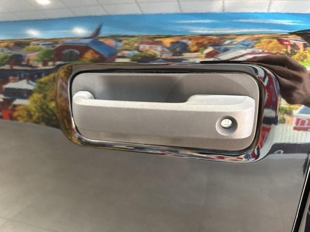 used 2019 Ford F-150 car, priced at $24,995