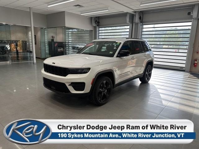 used 2023 Jeep Grand Cherokee car, priced at $34,995