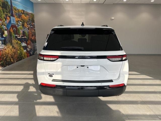used 2023 Jeep Grand Cherokee car, priced at $34,995