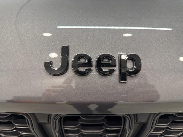 new 2025 Jeep Grand Cherokee car, priced at $48,485
