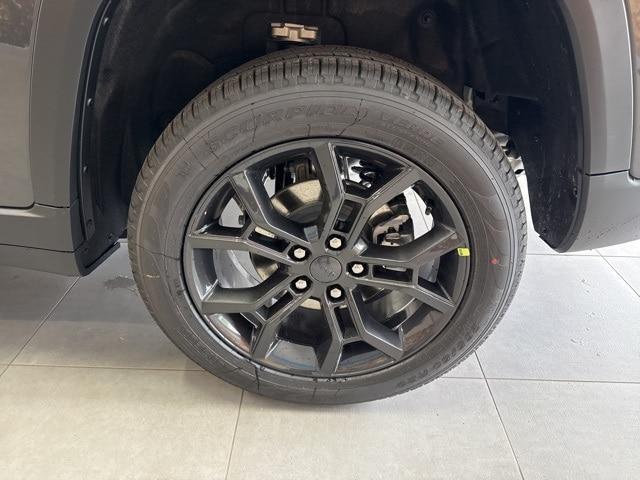 new 2025 Jeep Grand Cherokee car, priced at $48,485