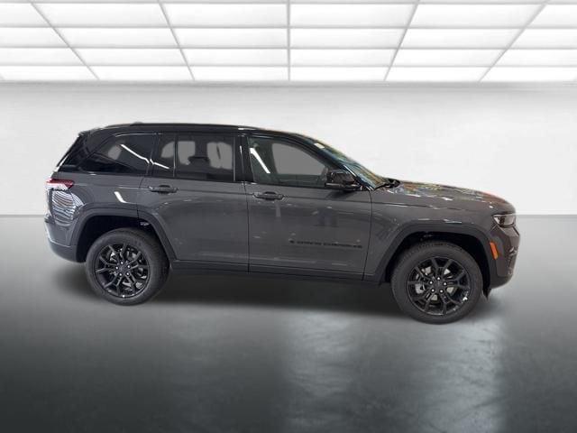 new 2025 Jeep Grand Cherokee car, priced at $46,485