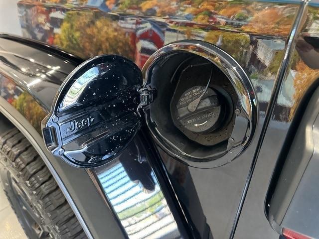 used 2021 Jeep Wrangler Unlimited car, priced at $35,495