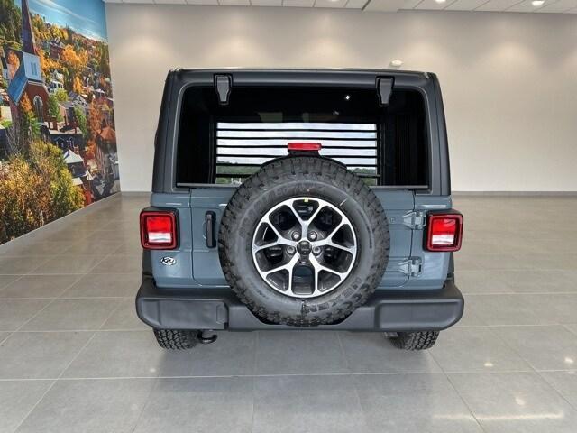 new 2025 Jeep Wrangler car, priced at $45,971