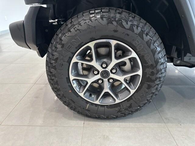 new 2025 Jeep Wrangler car, priced at $45,971