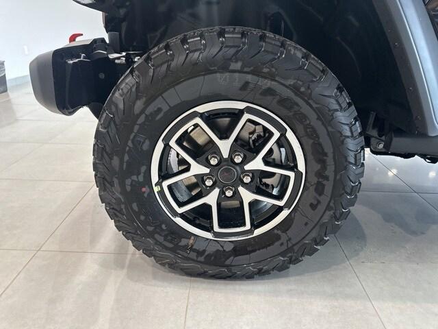 new 2025 Jeep Wrangler car, priced at $56,533
