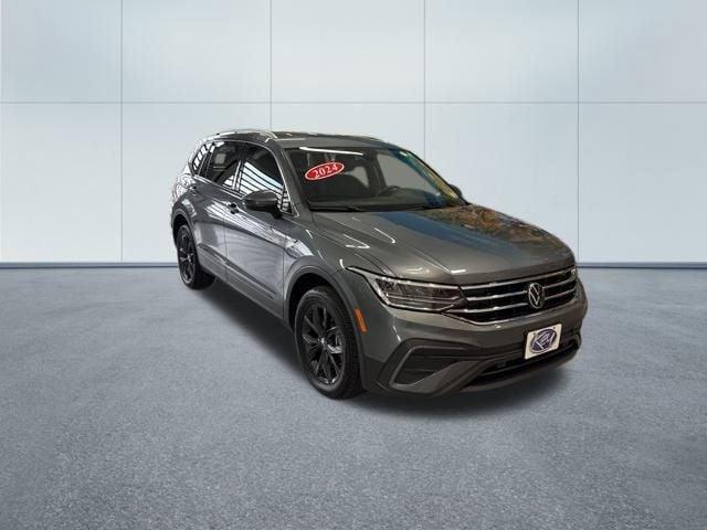 used 2024 Volkswagen Tiguan car, priced at $22,369