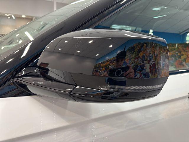 new 2025 Jeep Grand Cherokee car, priced at $45,890