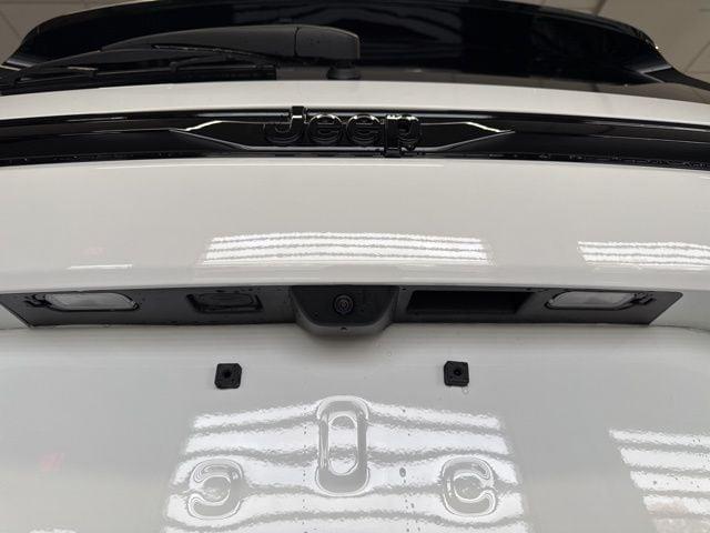 new 2025 Jeep Grand Cherokee car, priced at $45,890