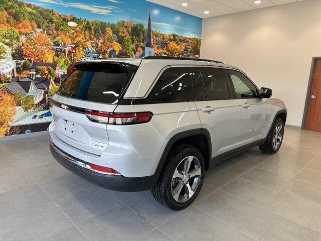 new 2024 Jeep Grand Cherokee car, priced at $52,935