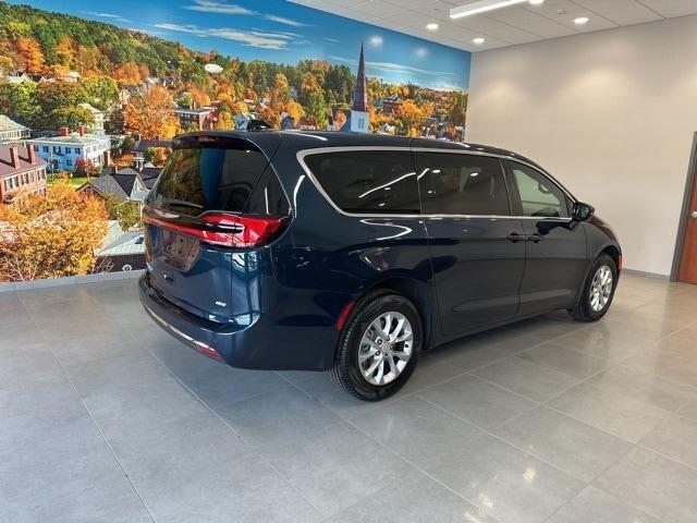 new 2025 Chrysler Pacifica car, priced at $46,080