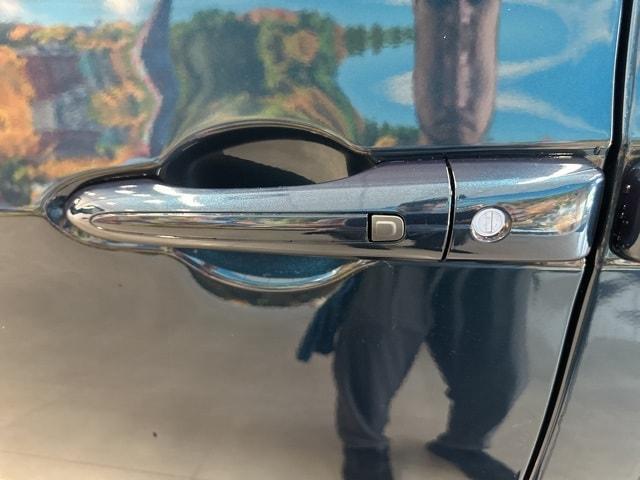 new 2025 Chrysler Pacifica car, priced at $46,080