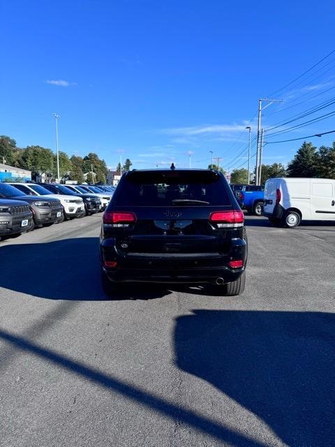 used 2018 Jeep Grand Cherokee car, priced at $18,999