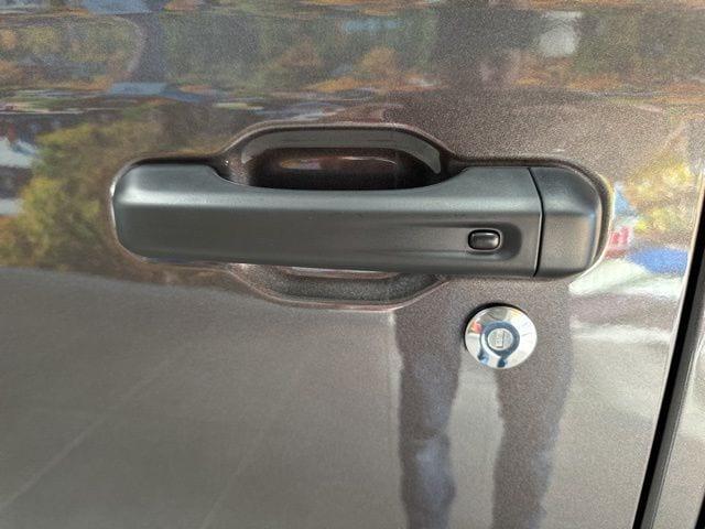 new 2025 Jeep Wrangler car, priced at $49,160