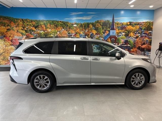 used 2023 Toyota Sienna car, priced at $38,595