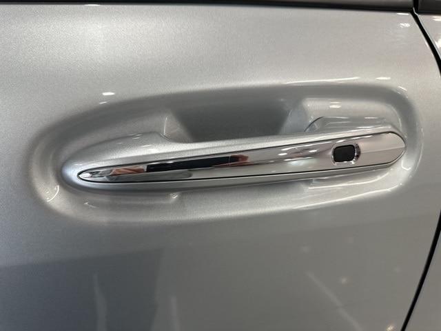 used 2023 Toyota Sienna car, priced at $38,595