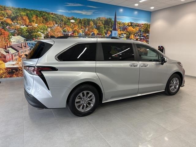 used 2023 Toyota Sienna car, priced at $38,595