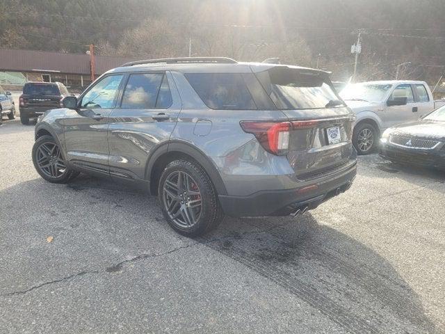 new 2025 Ford Explorer car, priced at $59,735