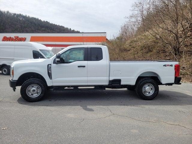 new 2025 Ford F-250 car, priced at $55,885