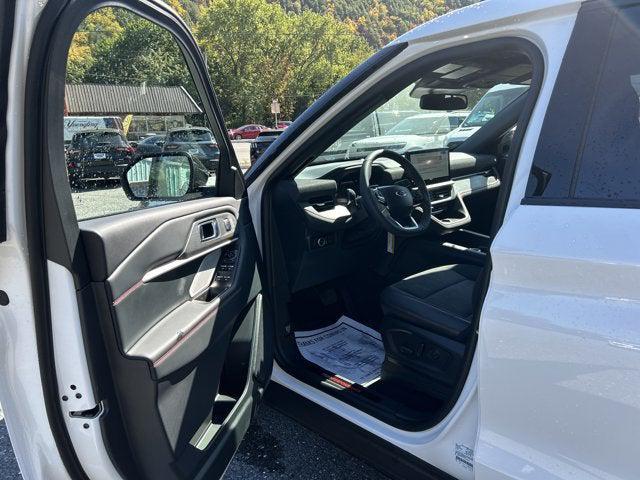 new 2025 Ford Explorer car, priced at $61,155