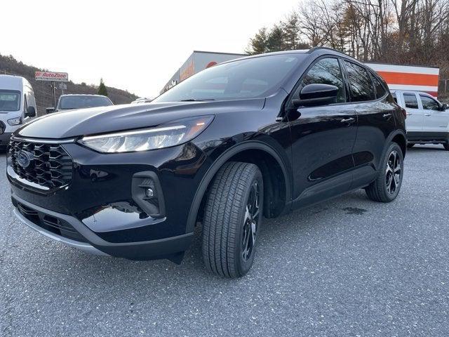 new 2025 Ford Escape car, priced at $40,515