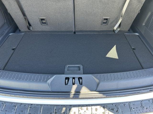 new 2025 Ford Explorer car, priced at $48,995