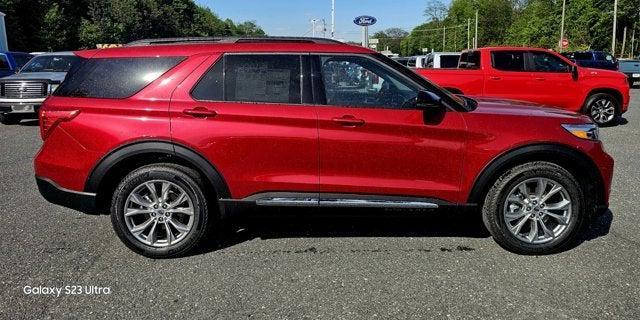 new 2024 Ford Explorer car, priced at $50,495