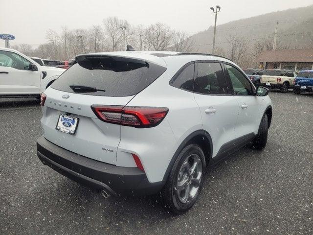 new 2025 Ford Escape car, priced at $33,135