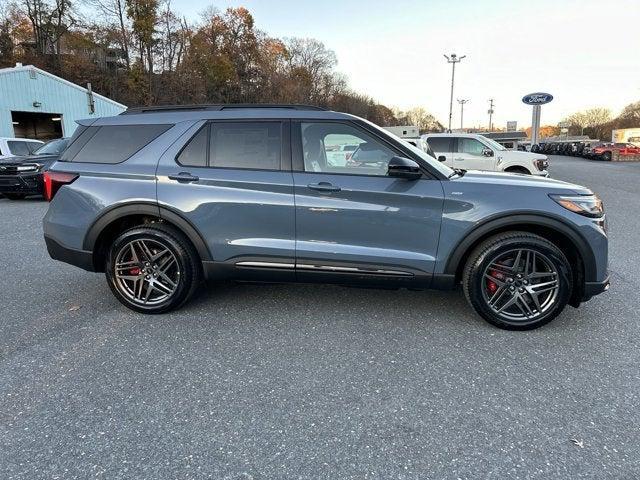 new 2025 Ford Explorer car, priced at $53,295